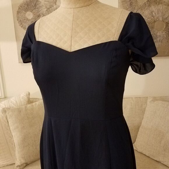 WAYF
Rachel Off the Shoulder Gored Maxi Dress - Picture 5 of 8